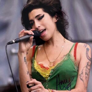 "Amy Winehouse" Autographed 8x10 Photo