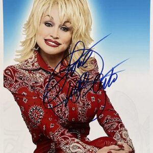 "Dolly Parton" Autographed 8x10 Photo