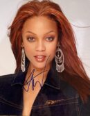 "Tyra Banks" Autographed 8x10 Photo