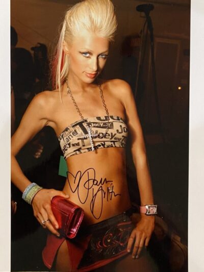 "Paris Hilton" Autographed 8x10 Photo