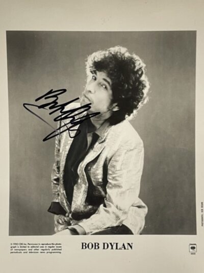 “Bob Dylan” Autographed 8×10 Photo