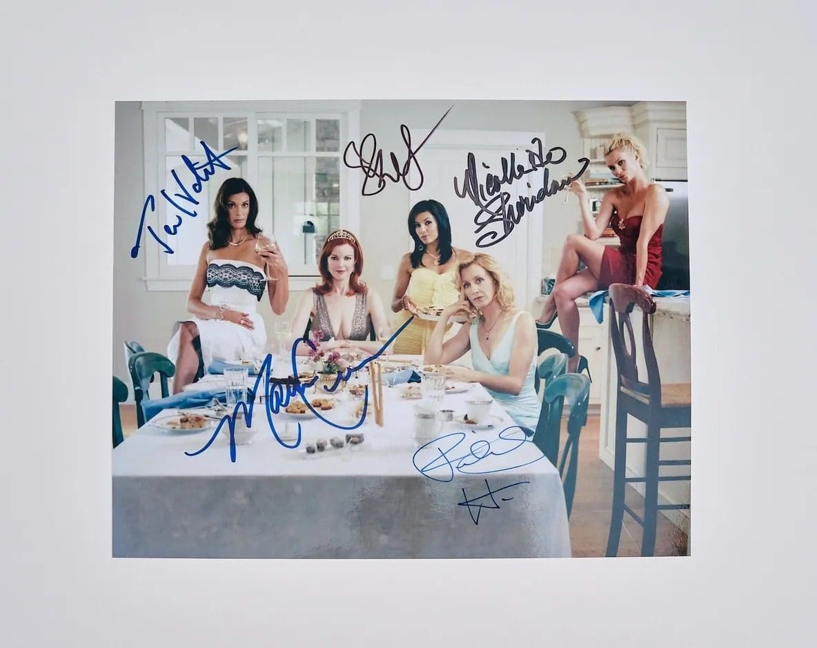 "Desperate Housewives" Autographed 10x8 Photo