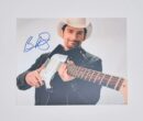 "Brad Paisley" Autographed 10x8 Photo